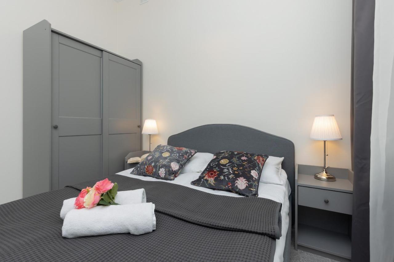 Warszawa Ochota Modern Apartment For Families By Noclegi Renters Luaran gambar